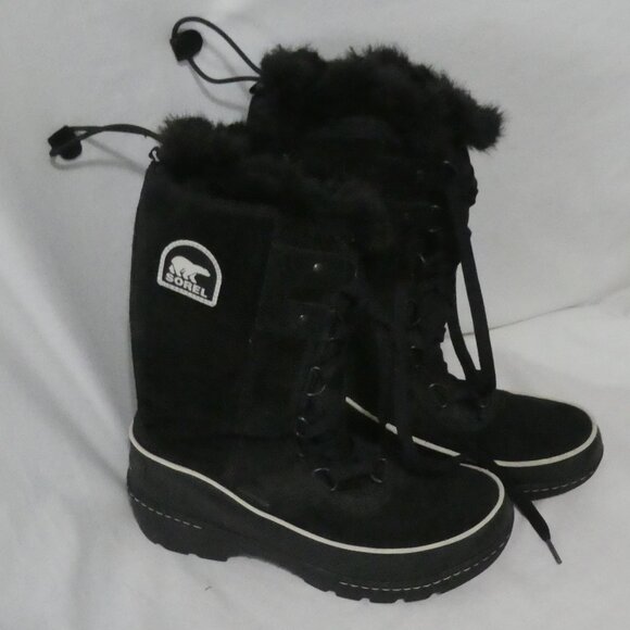 SOREL - Waterproof | 10.5 inch bottom sole measured | Stylish Black Winter Boots - Picture 1 of 12